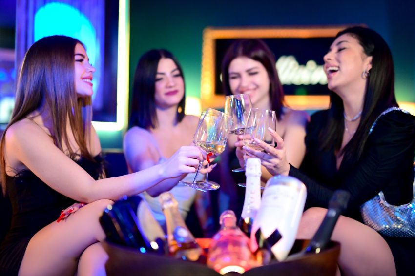 Ragazza Immagine cosa fa
